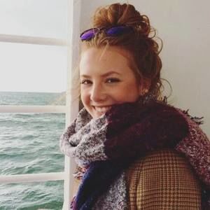 Meet your Posher, Briana